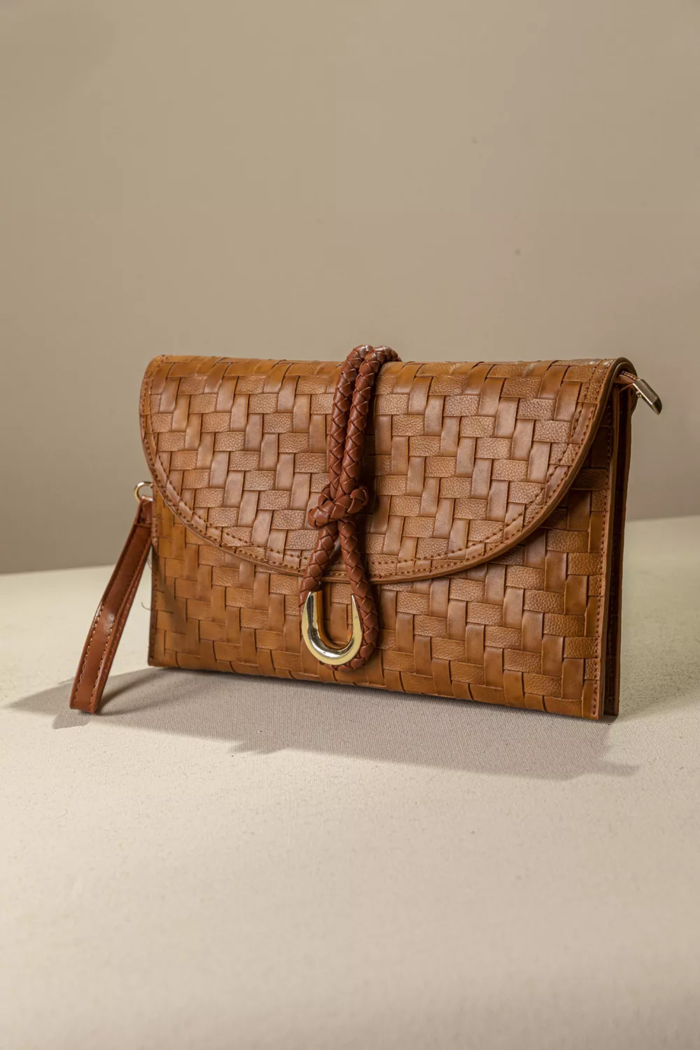 Γυναικείος φάκελος με πλεκτή υφή Γυναικείος φάκελος με πλεκτή υφή