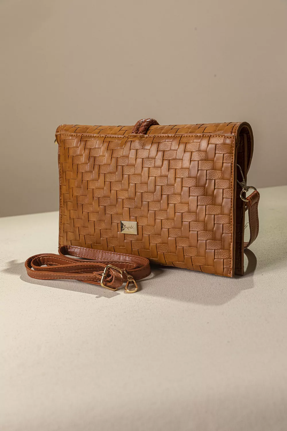 Γυναικείος φάκελος με πλεκτή υφή Γυναικείος φάκελος με πλεκτή υφή