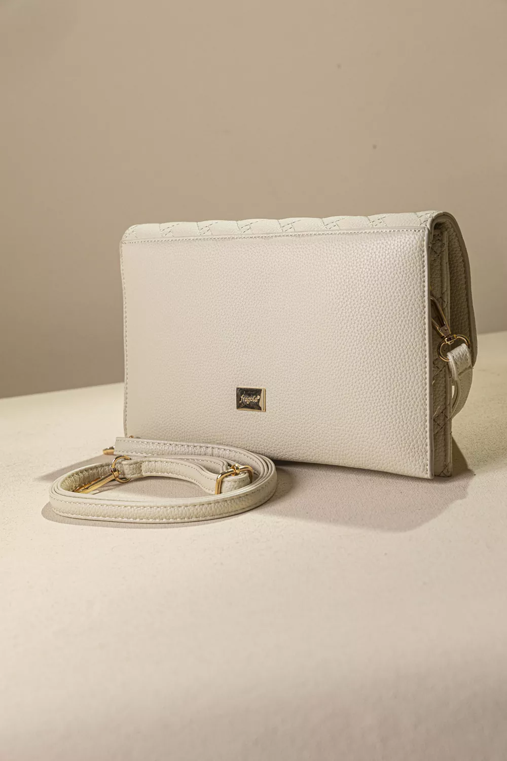 Διαχρονικός γυναικείος φάκελος Διαχρονικός γυναικείος φάκελος