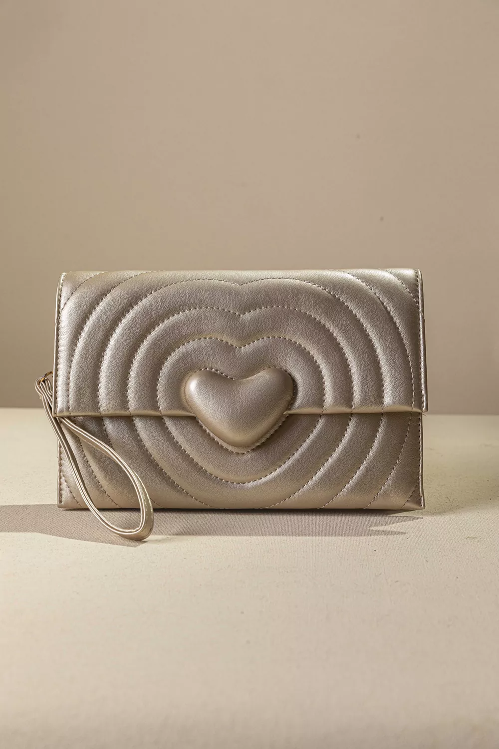 Νεανικός γυναικείος φάκελος Νεανικός γυναικείος φάκελος