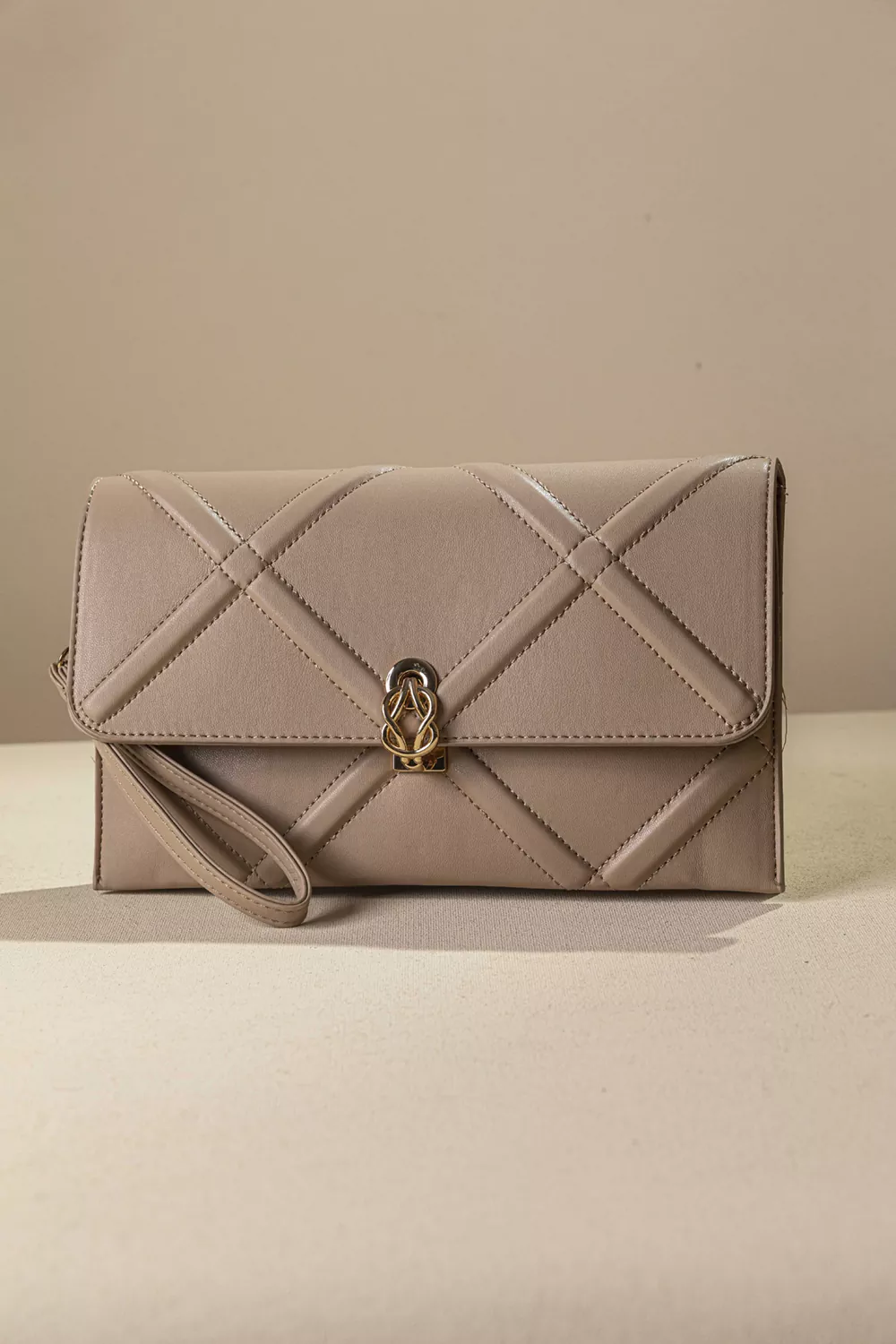 Γυναικεία τσάντα φάκελος χιαστί Γυναικεία τσάντα φάκελος χιαστί