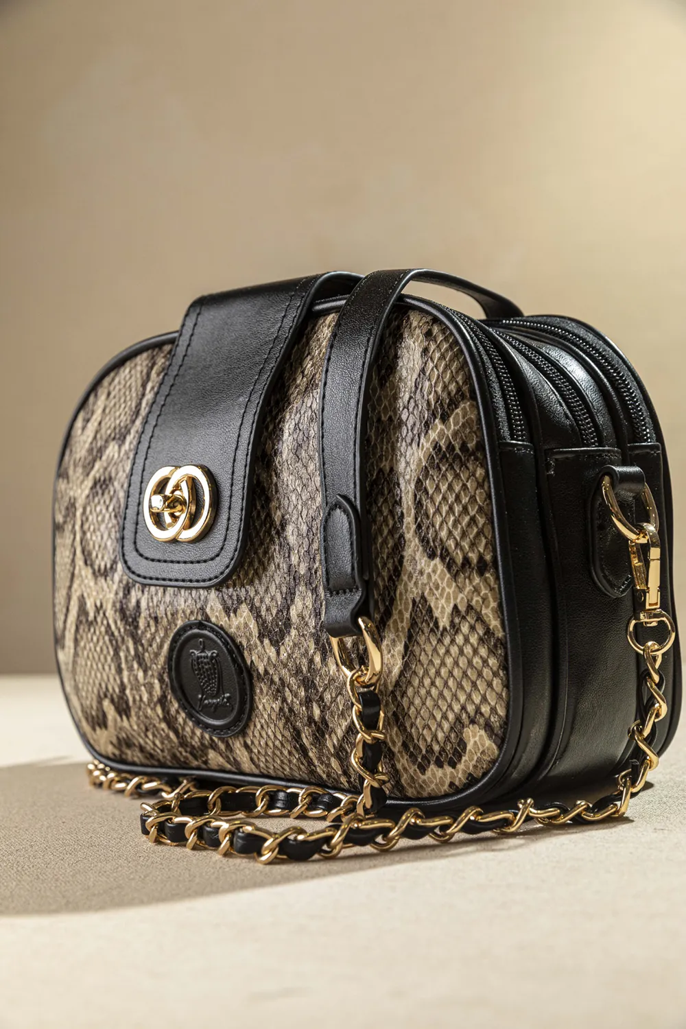 Τρίχωρη τσάντα χιαστί και ώμου