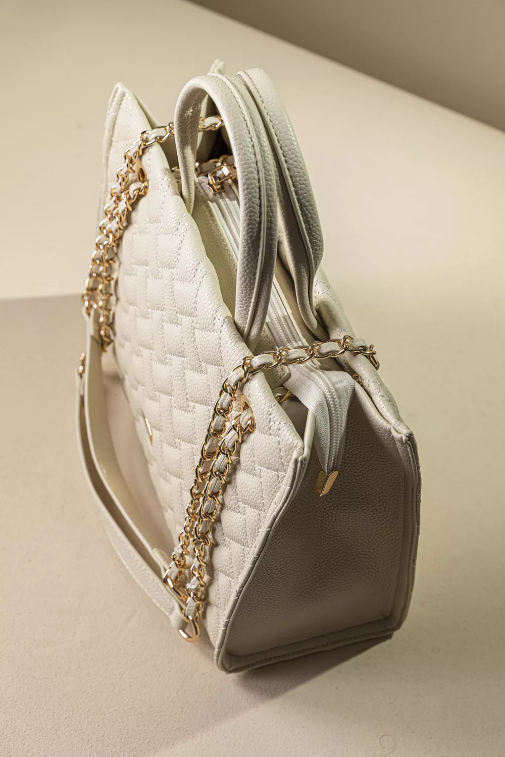 Καπιτονέ τσάντα με άποψη