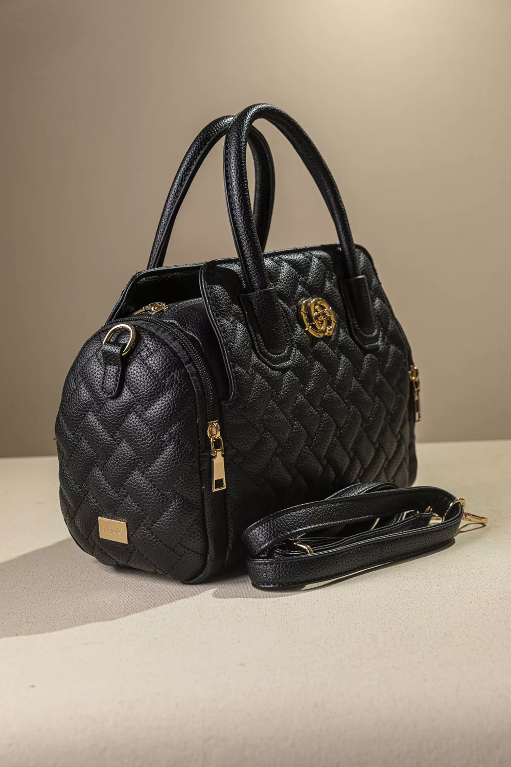 Κομψή γυναικεία τσάντα