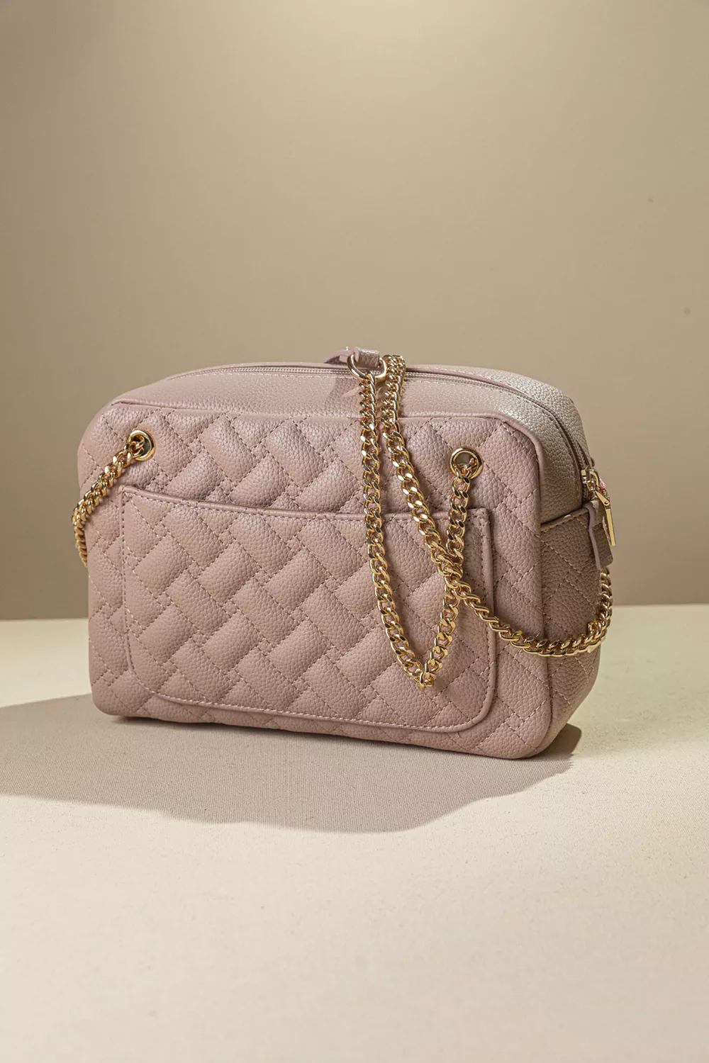 Κλασική τσάντα ώμου με αλυσίδα