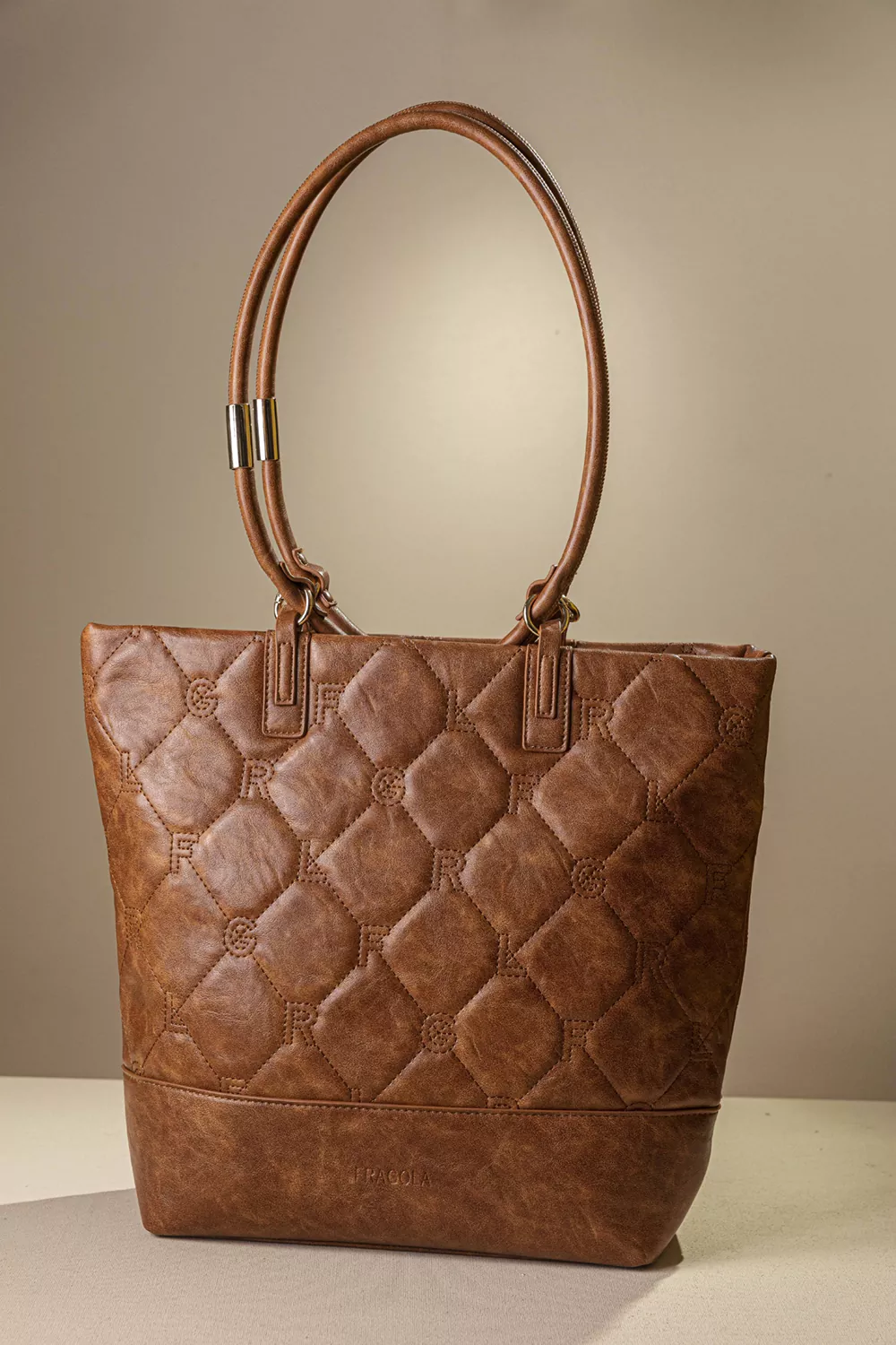 Κομψή γυναικεία τσάντα χειρός και ώμου