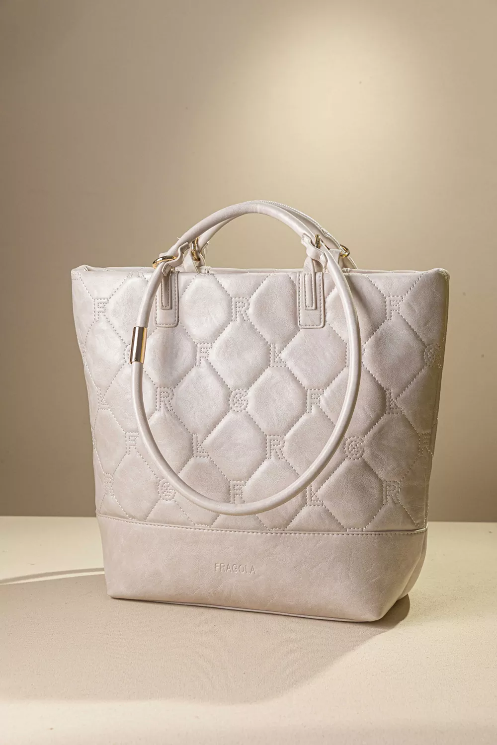 Κομψή γυναικεία τσάντα χειρός και ώμου