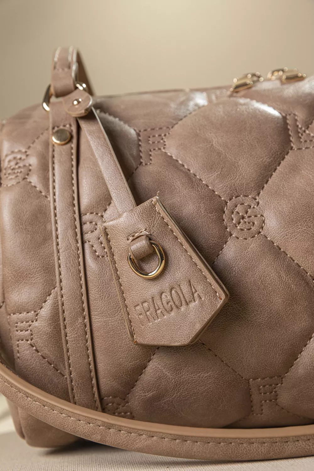 Κομψή γυναικεία τσάντα ώμου