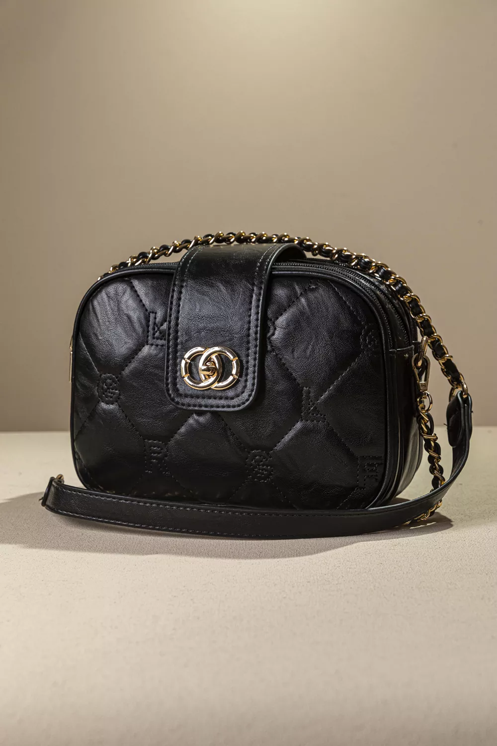 Τριθέσια τσάντα puffer χιαστί και ώμου