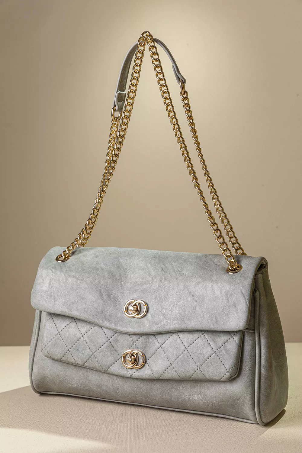 Γυναικεία τσάντα ώμου με αλυσίδα