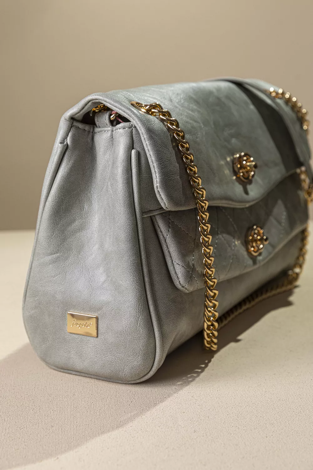 Γυναικεία τσάντα ώμου με αλυσίδα