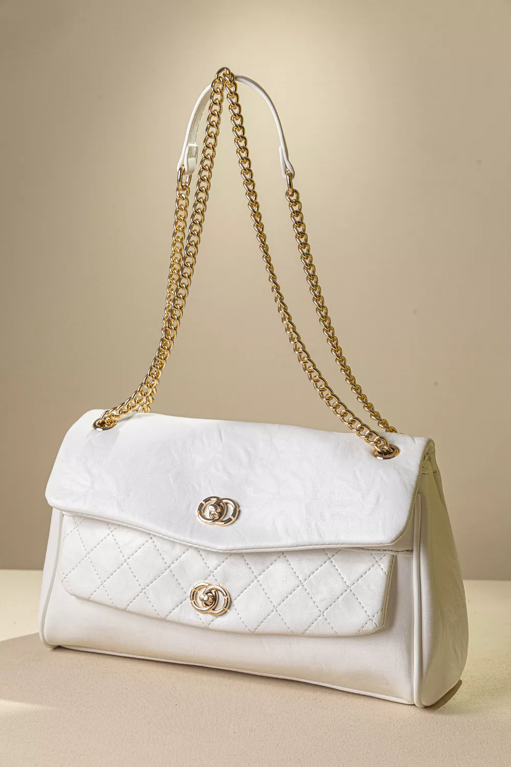 Γυναικεία τσάντα ώμου με αλυσίδα