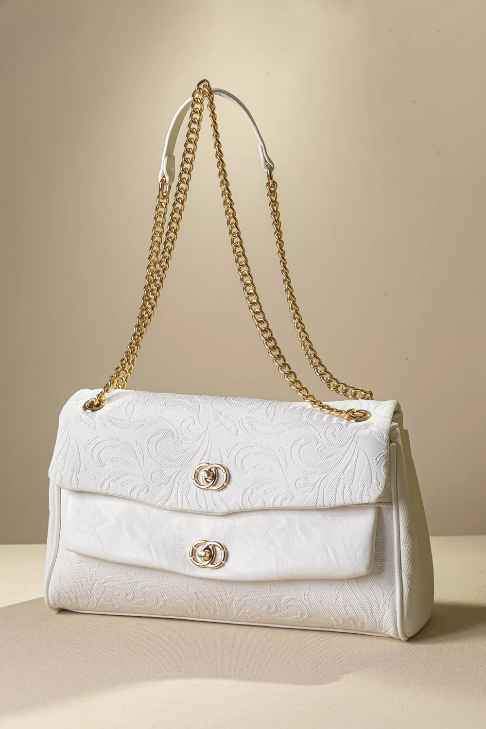 Γυναικεία τσάντα ώμου με αλυσίδα