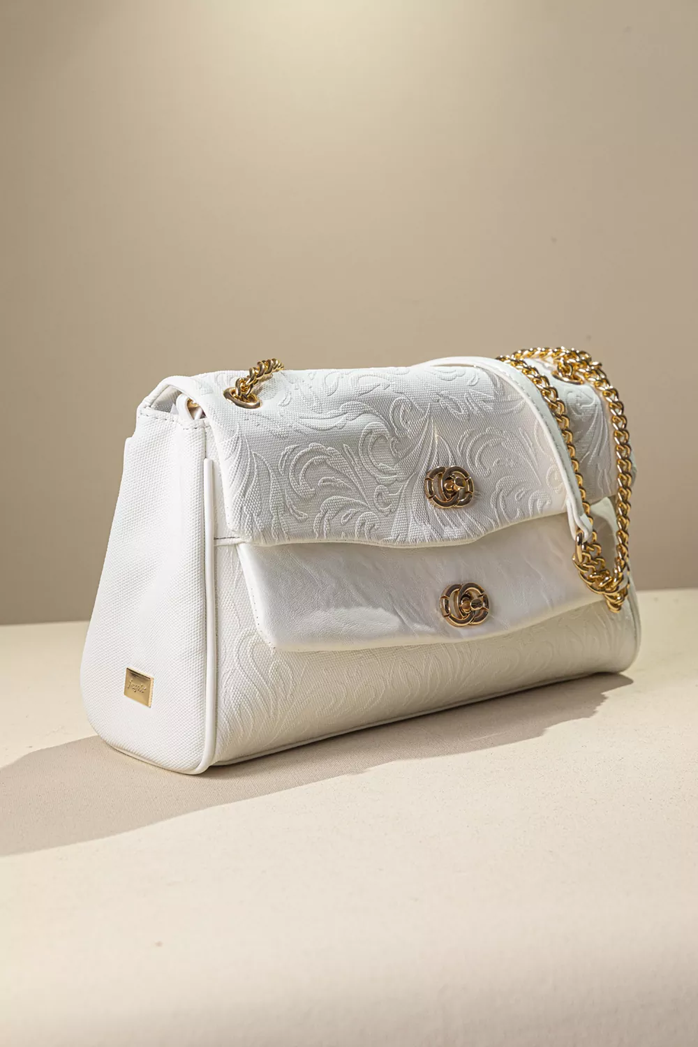 Γυναικεία τσάντα ώμου με αλυσίδα