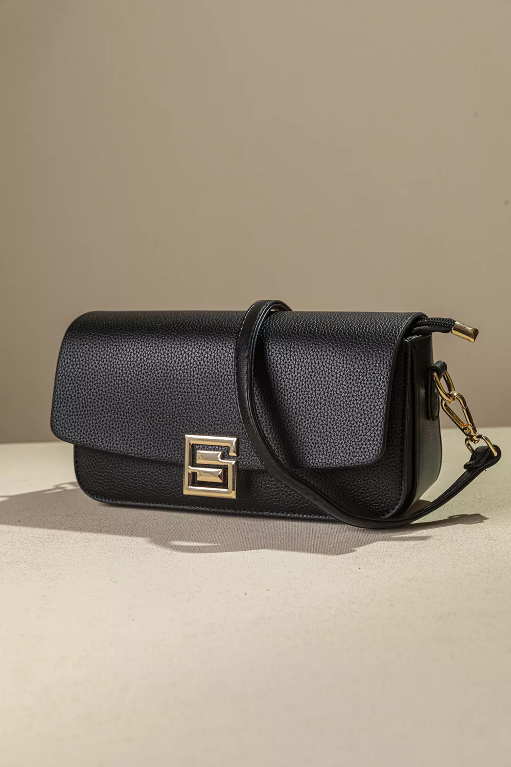 Μικρή γυναικεία τσάντα