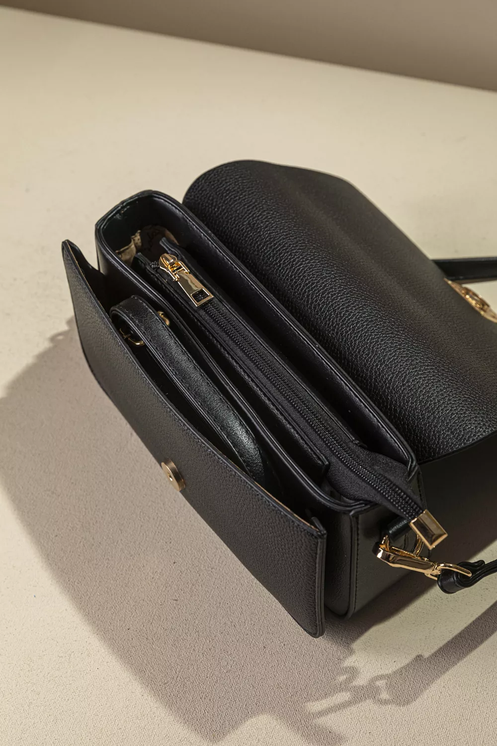 Μικρή γυναικεία τσάντα