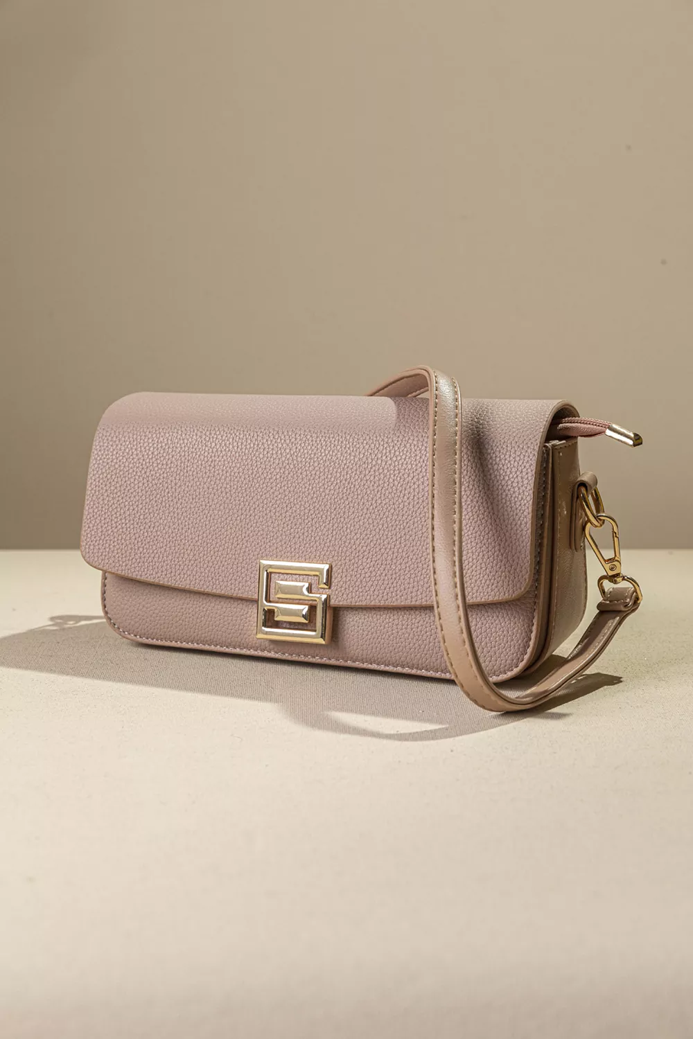 Μικρή γυναικεία τσάντα