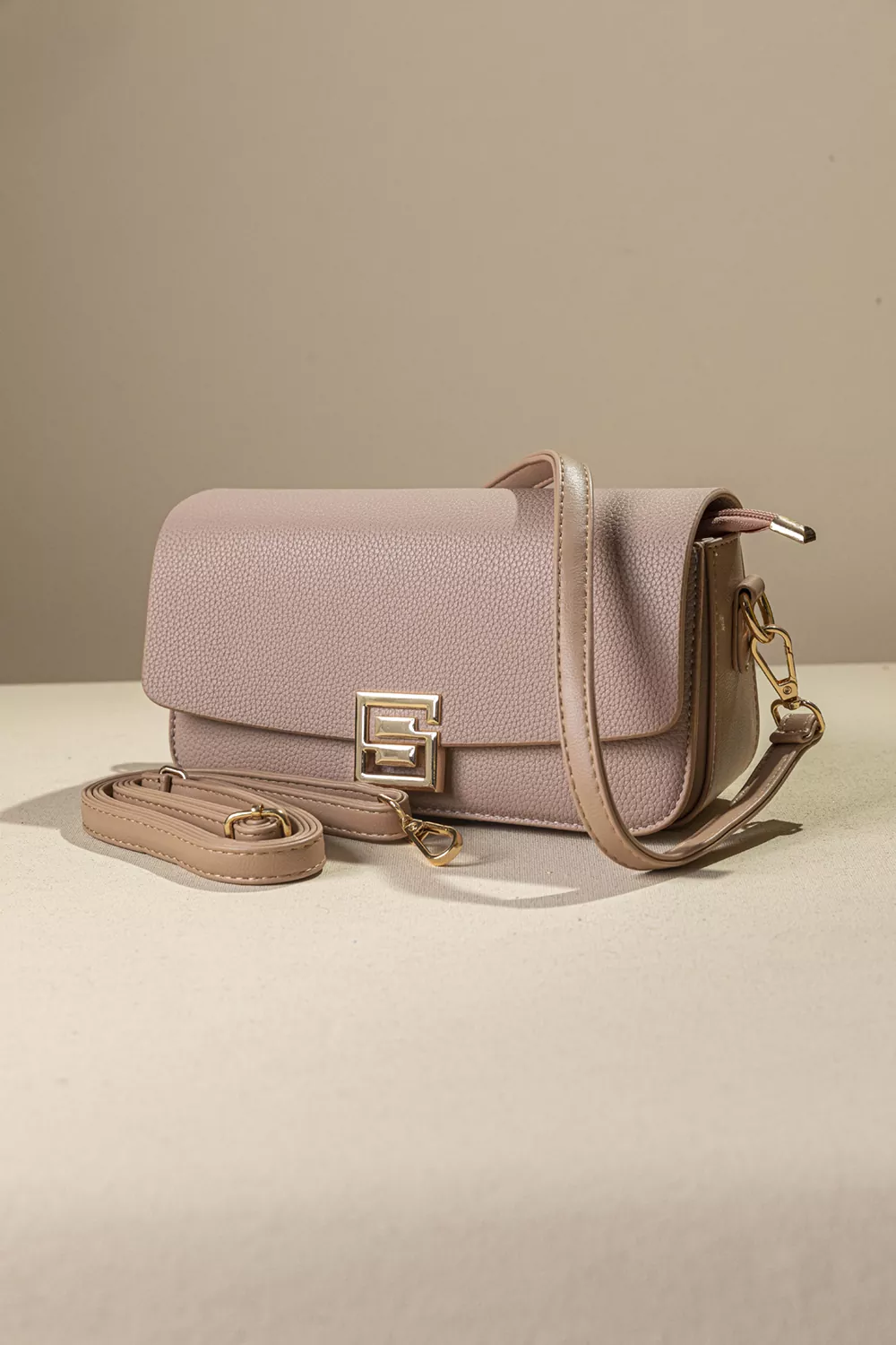 Μικρή γυναικεία τσάντα