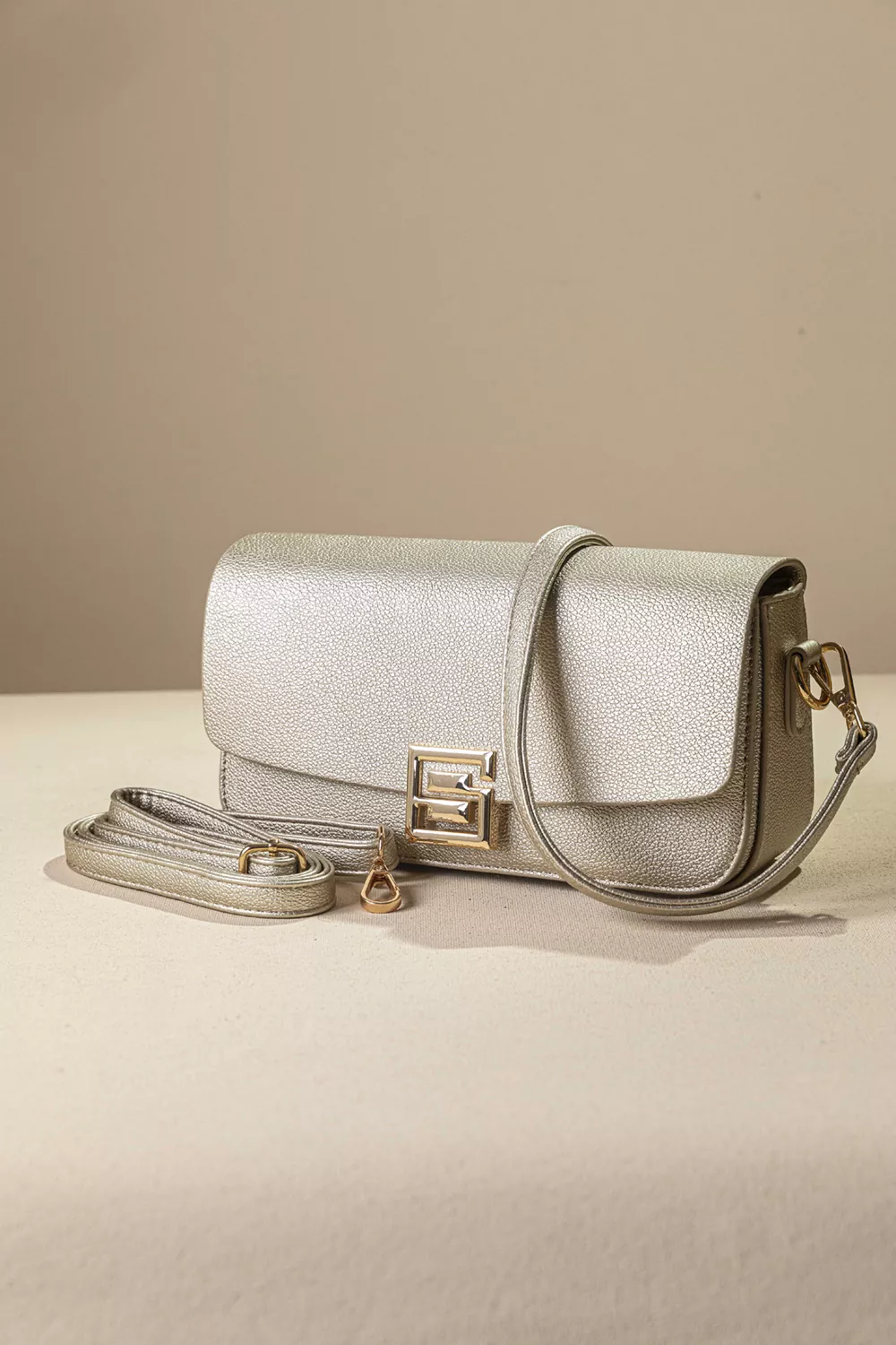 Μικρή γυναικεία τσάντα