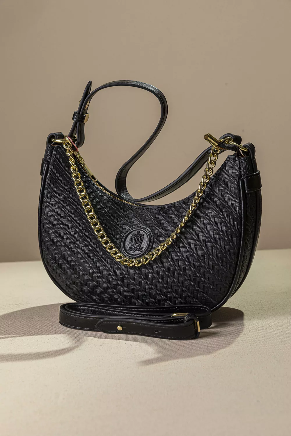 Νεανική διαχρονική τσάντα ώμου