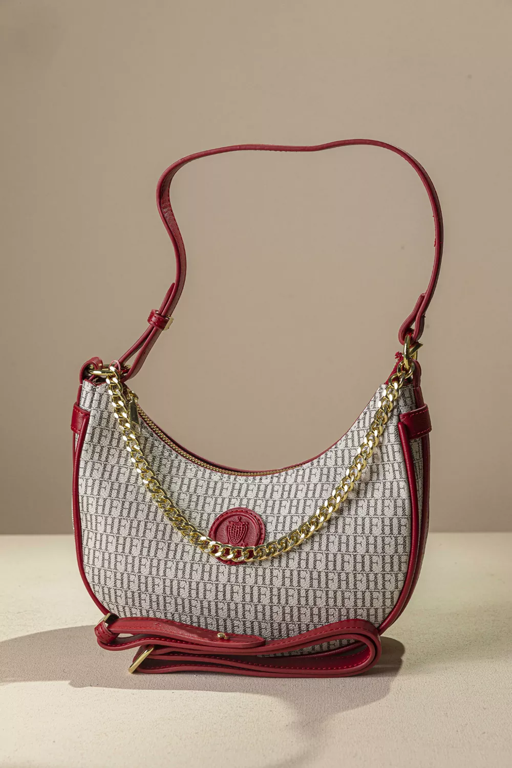 Νεανική διαχρονική τσάντα ώμου