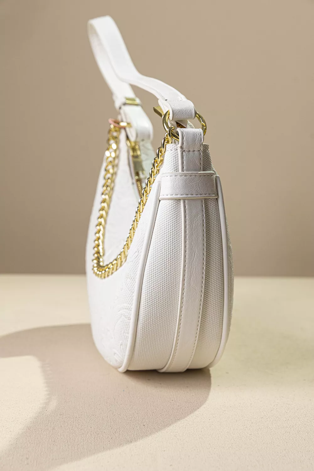 Νεανική διαχρονική τσάντα ώμου