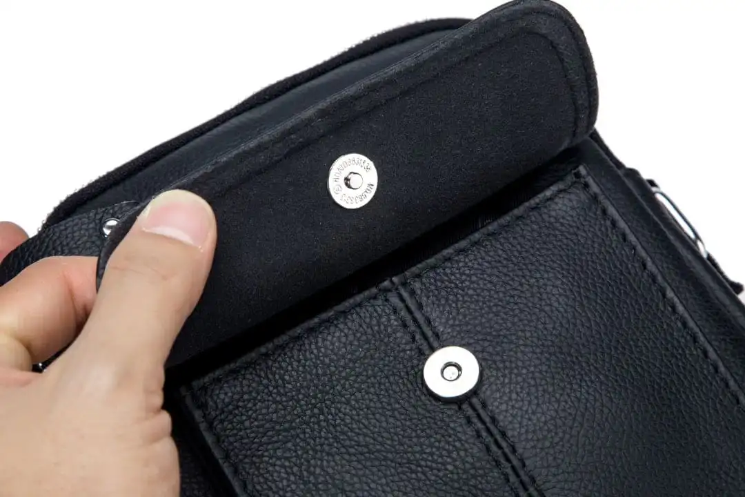 Δερμάτινο τσαντάκι ώμου Bull Captain DJB 016 μαύρο