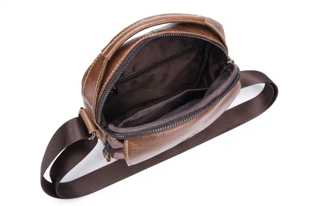 Δερμάτινο τσαντάκι ώμου Bull Captain DJB 040 καφέ