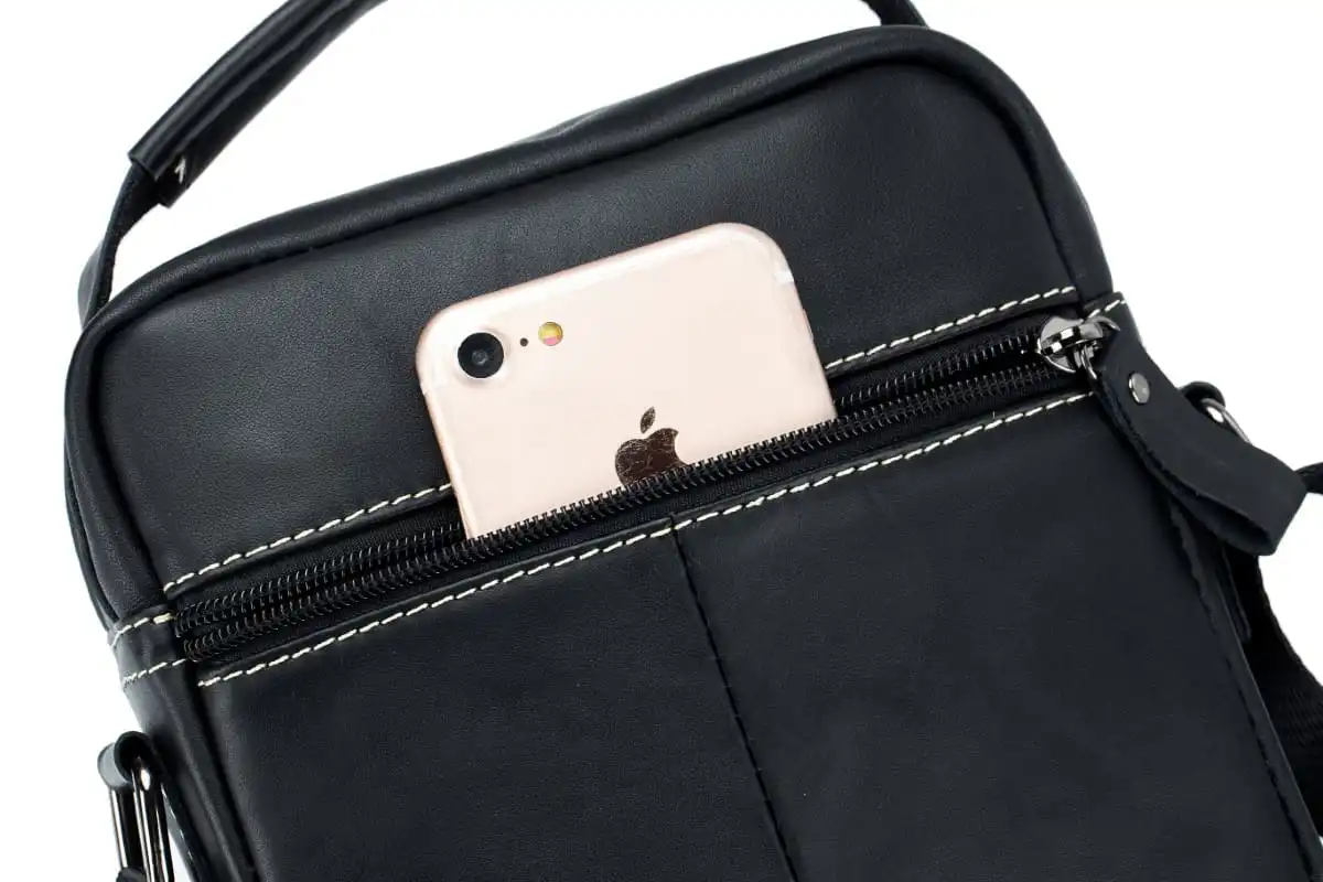 Ανδρική δερμάτινη τσάντα ώμου Bull Captain DJB 300 μαύρο