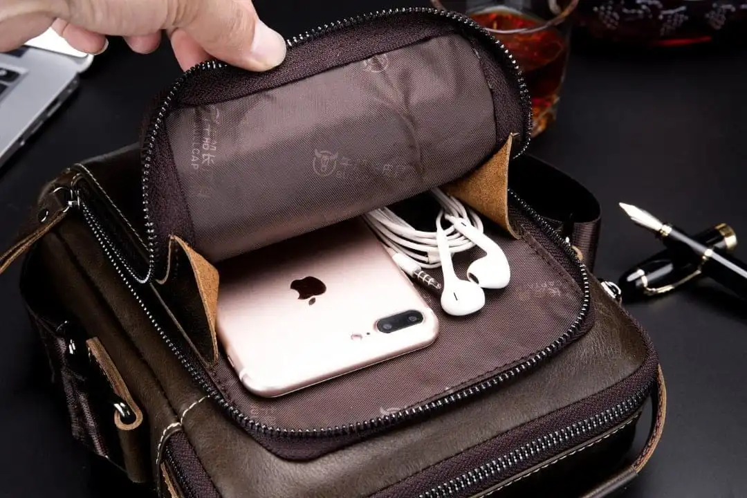 Δερμάτινο τσαντάκι ώμου Bull Captain DJB 888 καφέ