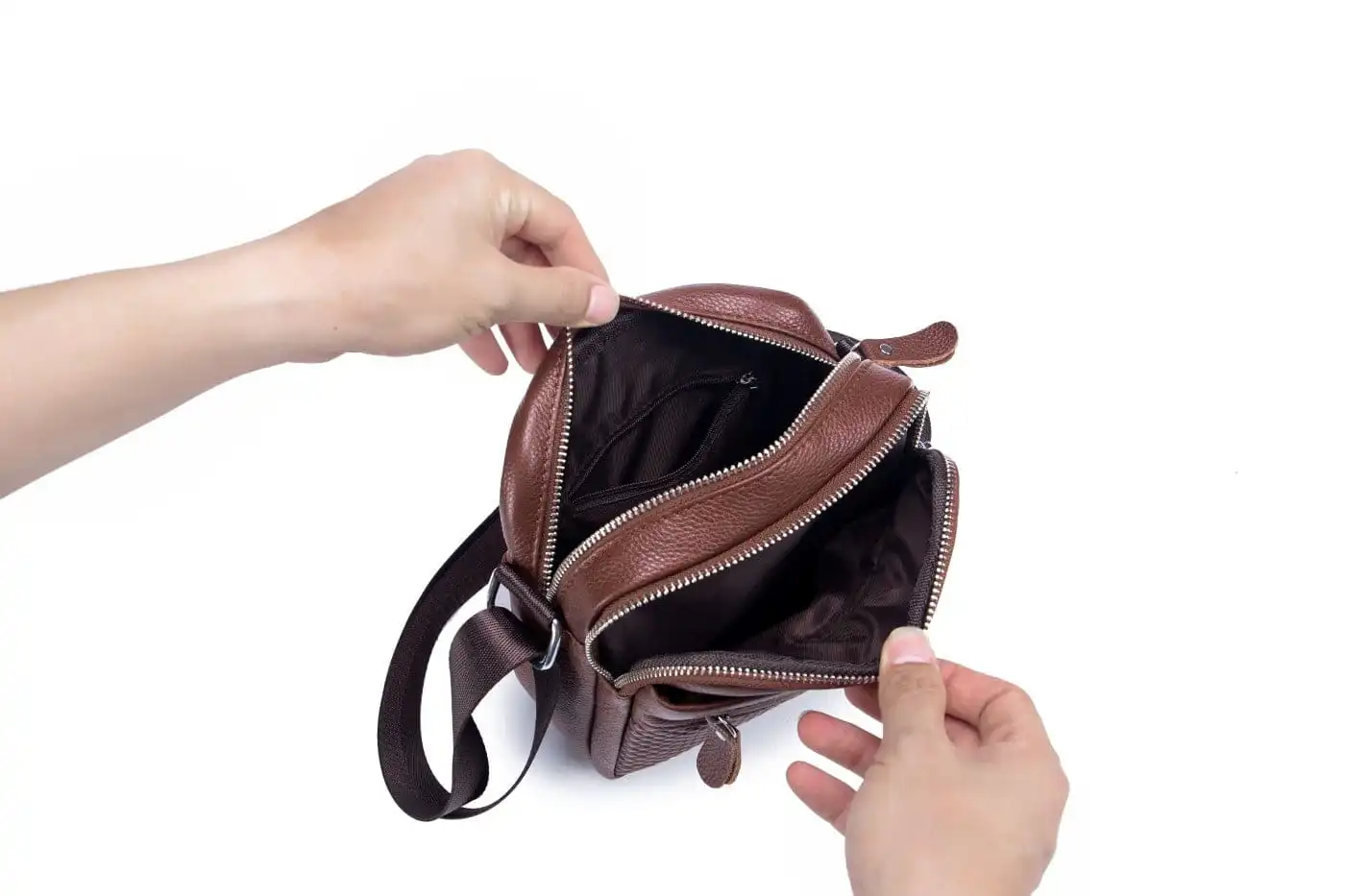 Δερμάτινο τσαντάκι ώμου Bull Captain DJB 010 καφέ