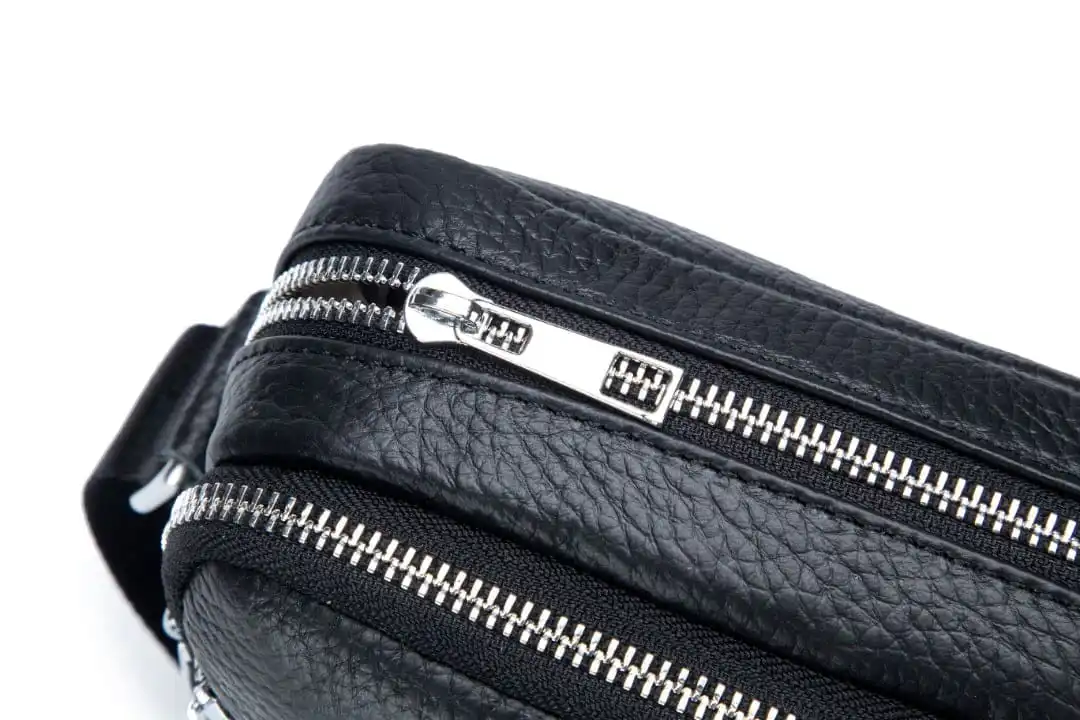 Δερμάτινο τσαντάκι ώμου Bull Captain DJB 023 μαύρο