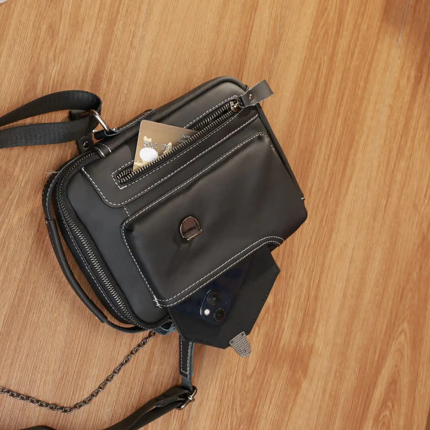 Δερμάτινο τσαντάκι ώμου Bull Captain DJB 039 μαύρο