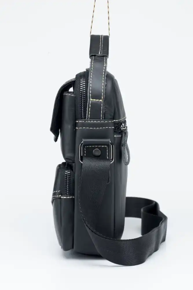 Δερμάτινο τσαντάκι ώμου Bull Captain DJB 040 μαύρο