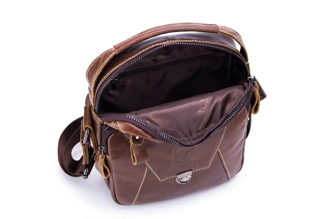 Δερμάτινο τσαντάκι ώμου Bull Captain DJB 041 καφέ