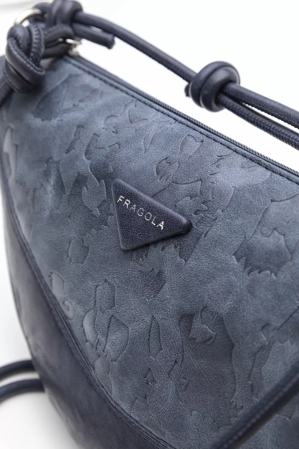 Τσάντα ώμου και χειρός με ιδιαίτερη γραμμή με print