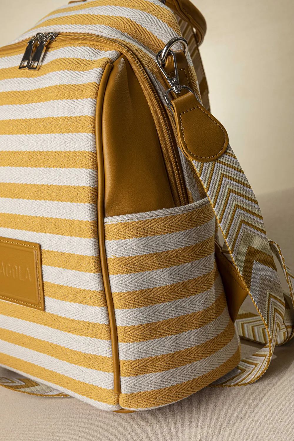Πολυμορφικό backpack με ρίγες