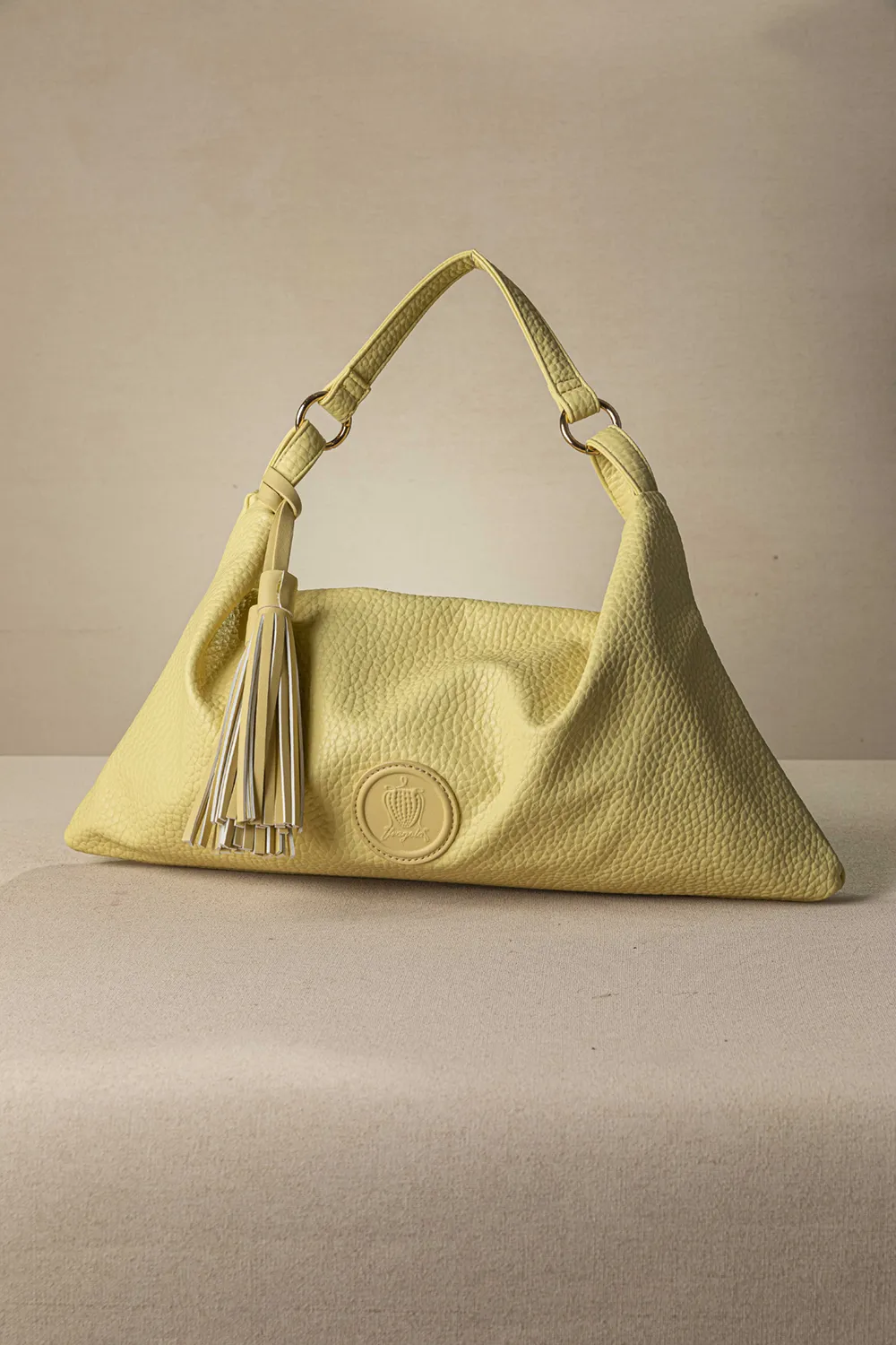 Πρακτική τσαντούλα ώμου και χιαστί