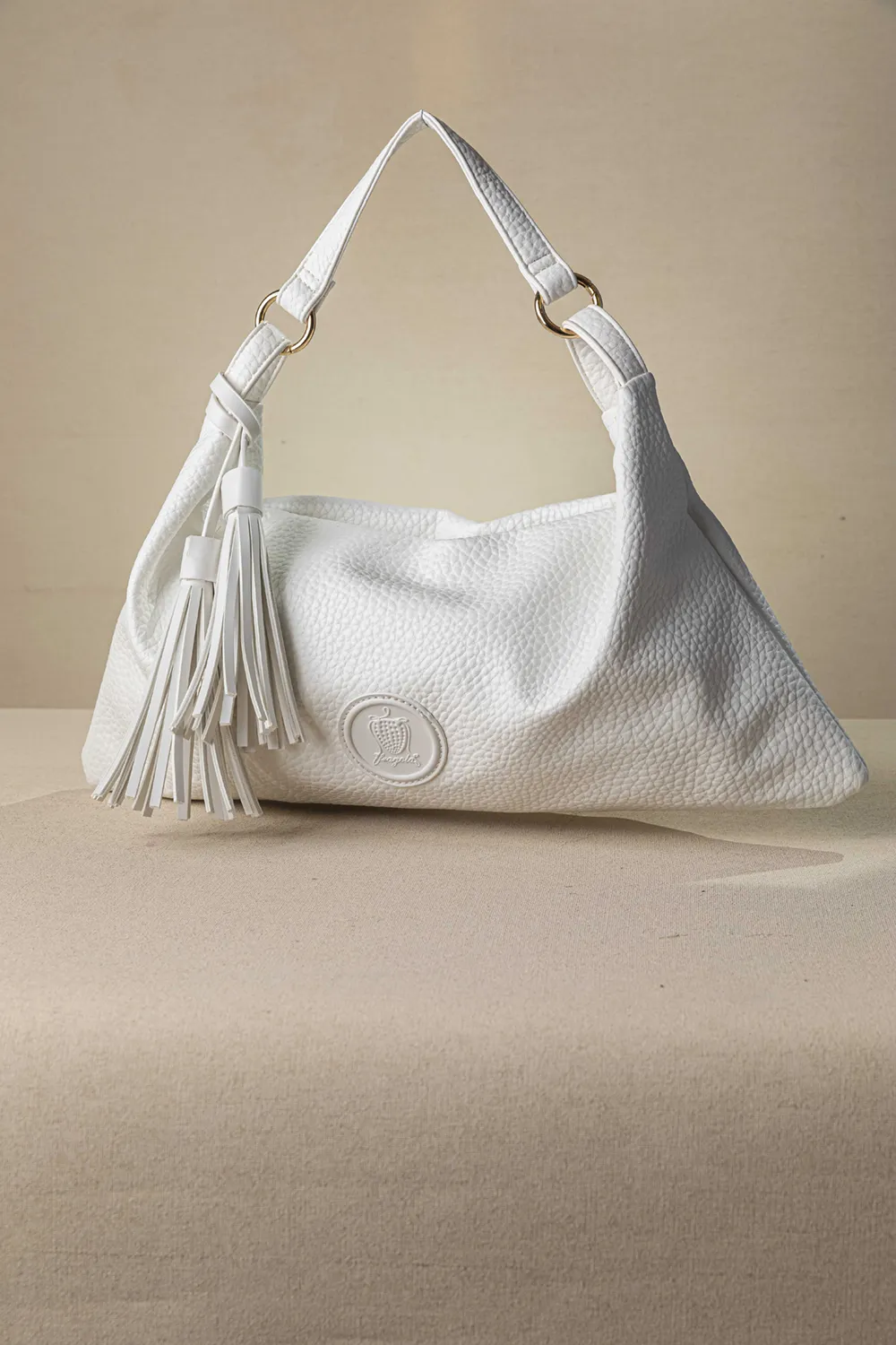 Πρακτική τσαντούλα ώμου και χιαστί