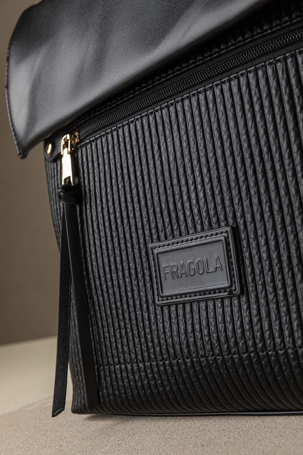 Μεγάλο backpack με καπάκι