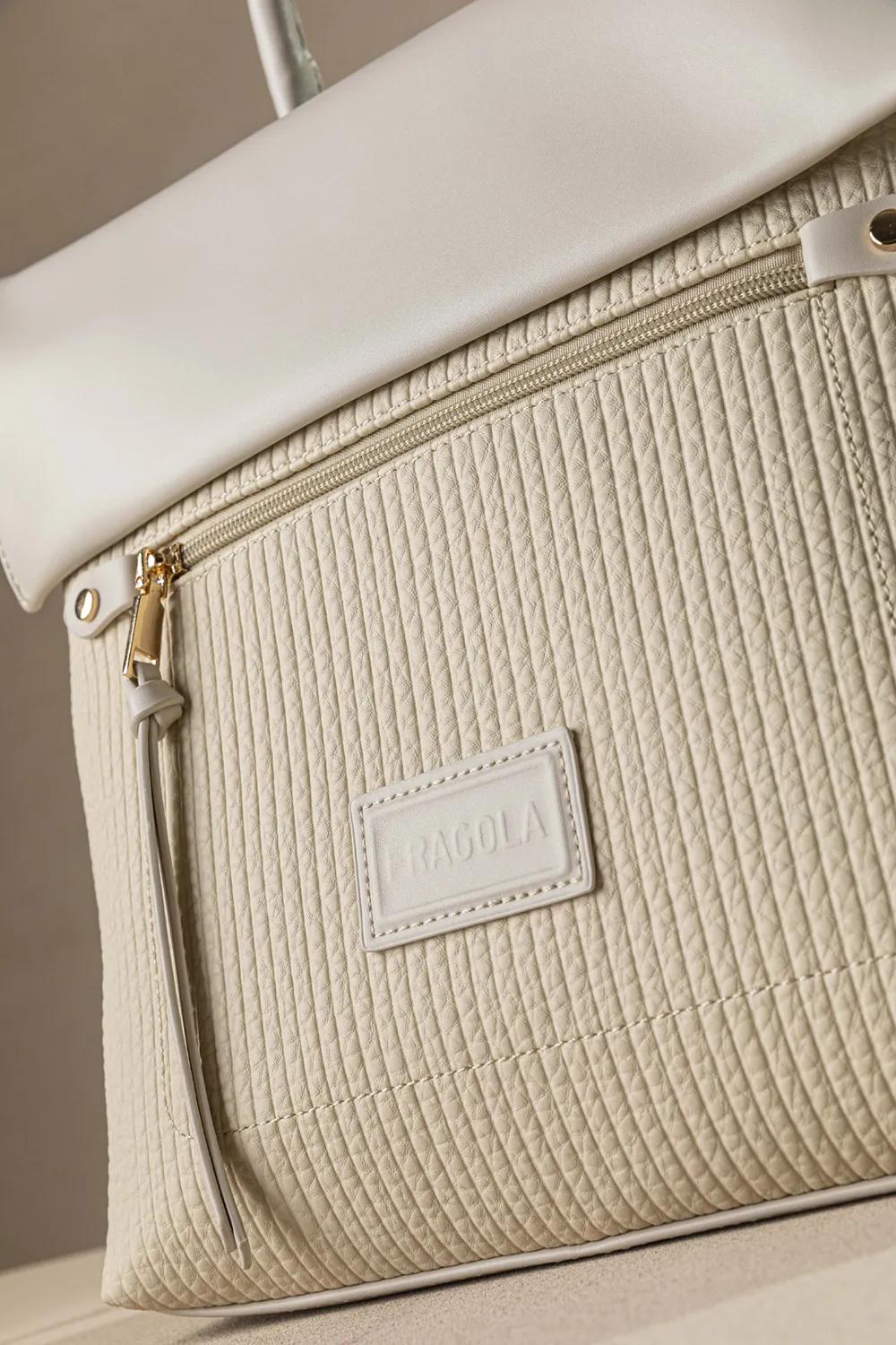 Μεγάλο backpack με καπάκι