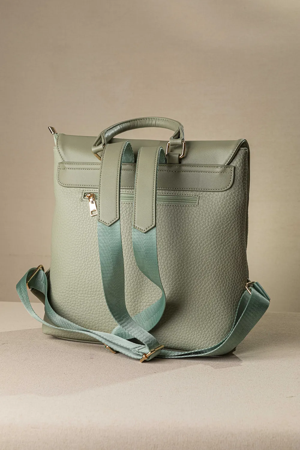 Μεγάλο backpack με καπάκι