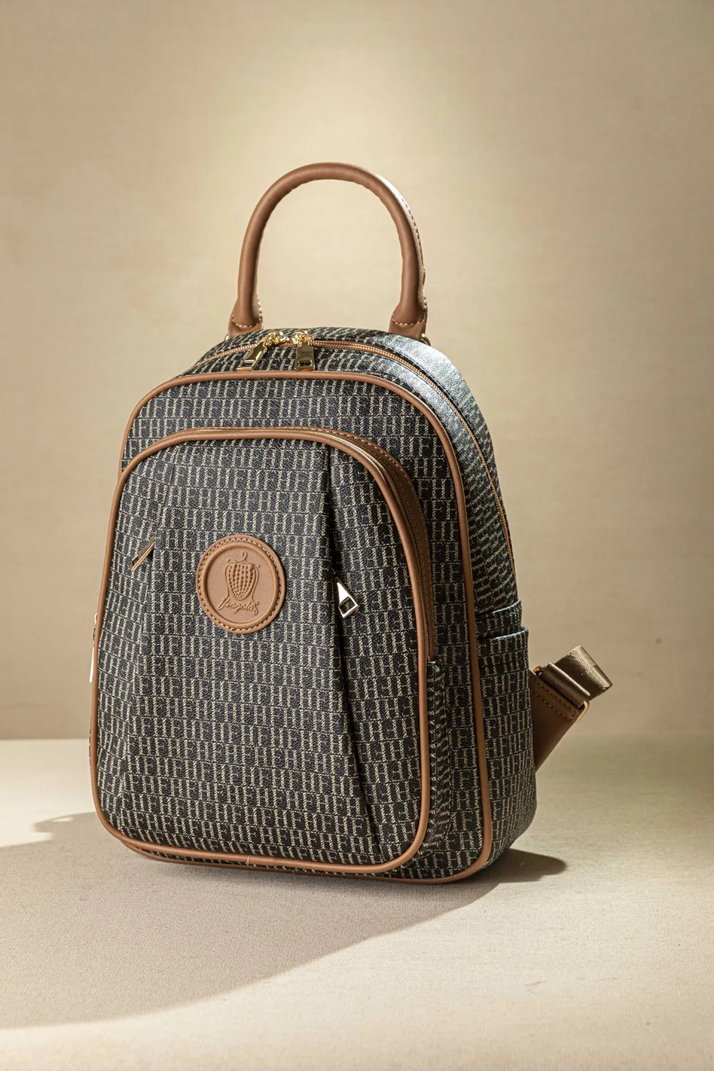 Allday Backpack με πολλές τσέπες με casual logo