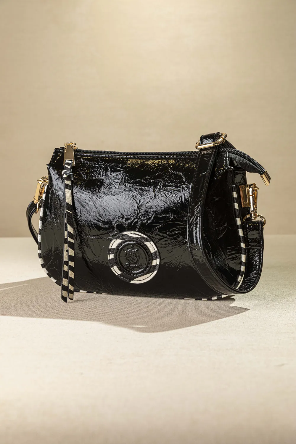 Χιαστί τρίχωρη τσάντα με zebra print φινιρίσματα