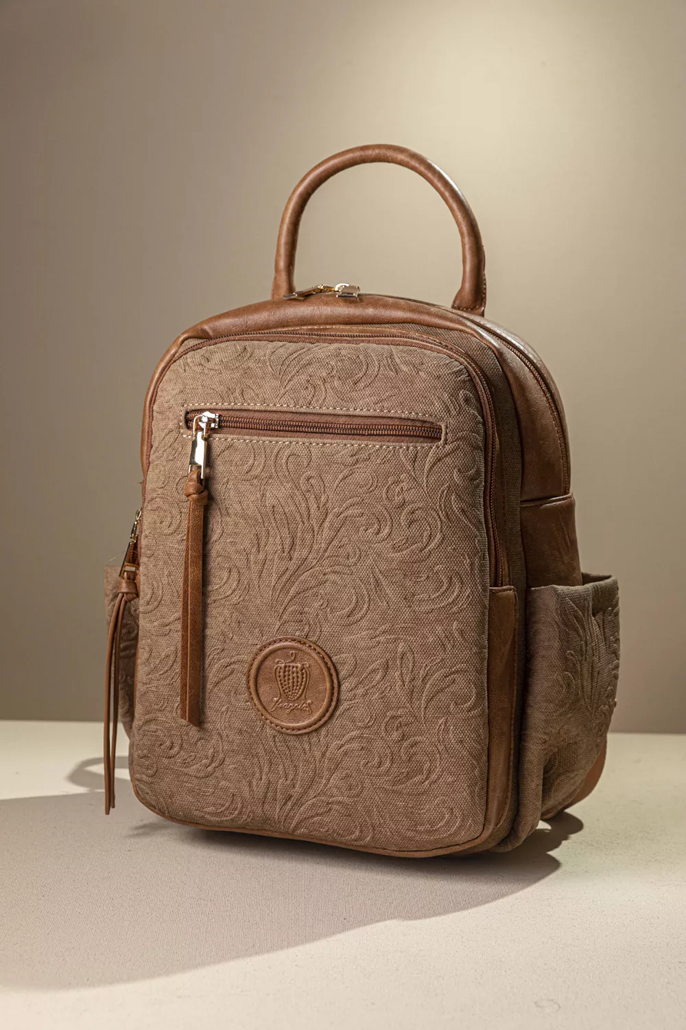 Backpack με πολλές τσέπες