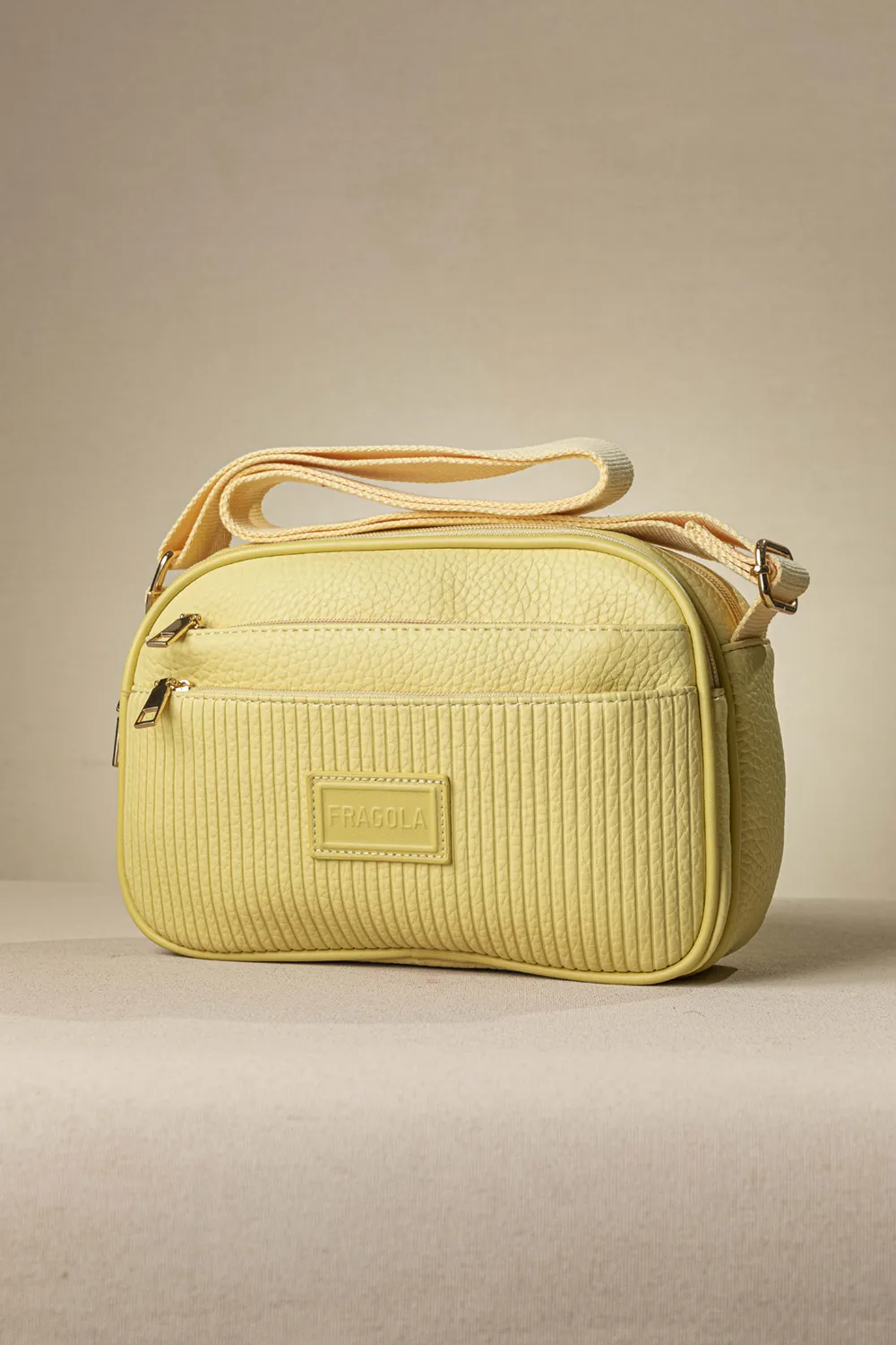 Πολυθέσια χιαστί τσάντα