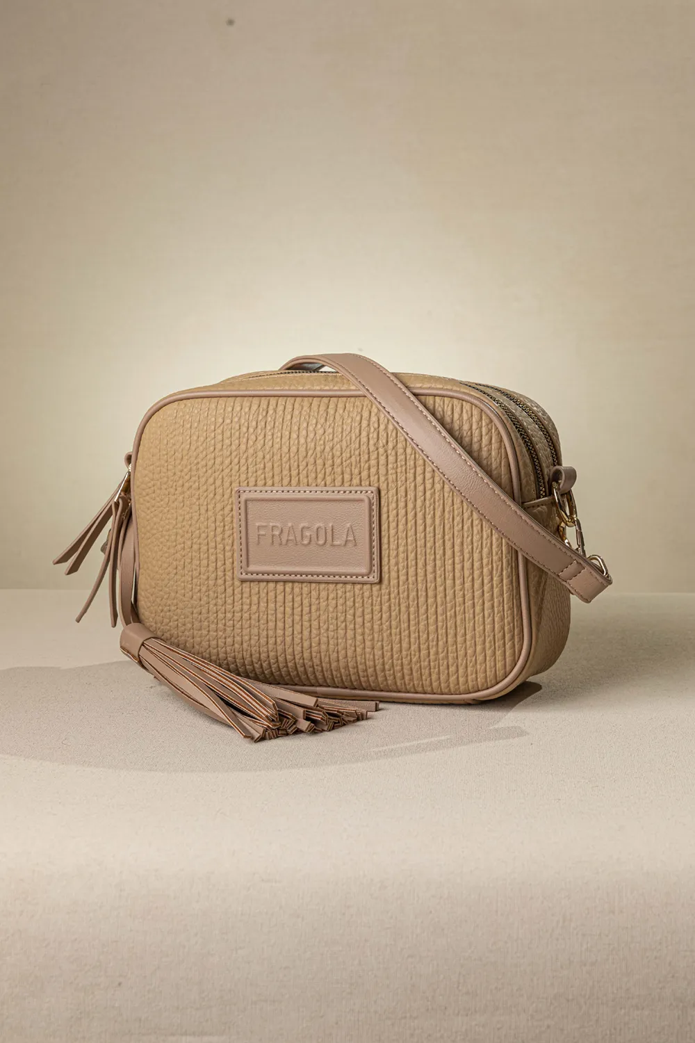 Χιαστί διθέσια τσάντα ώμου και χιαστί