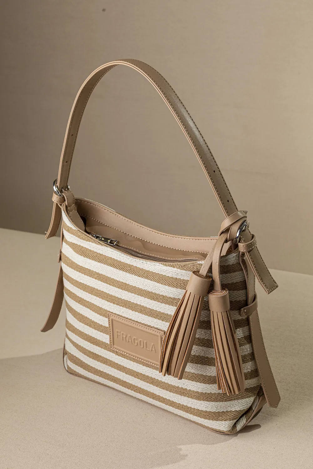 Τσάντα ώμου και χιαστί από καραβόπανο