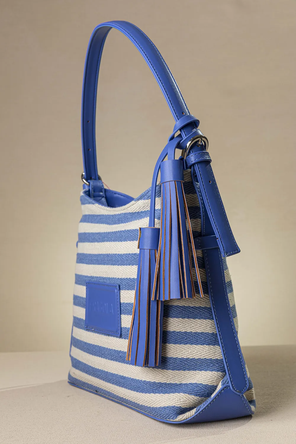 Τσάντα ώμου και χιαστί από καραβόπανο