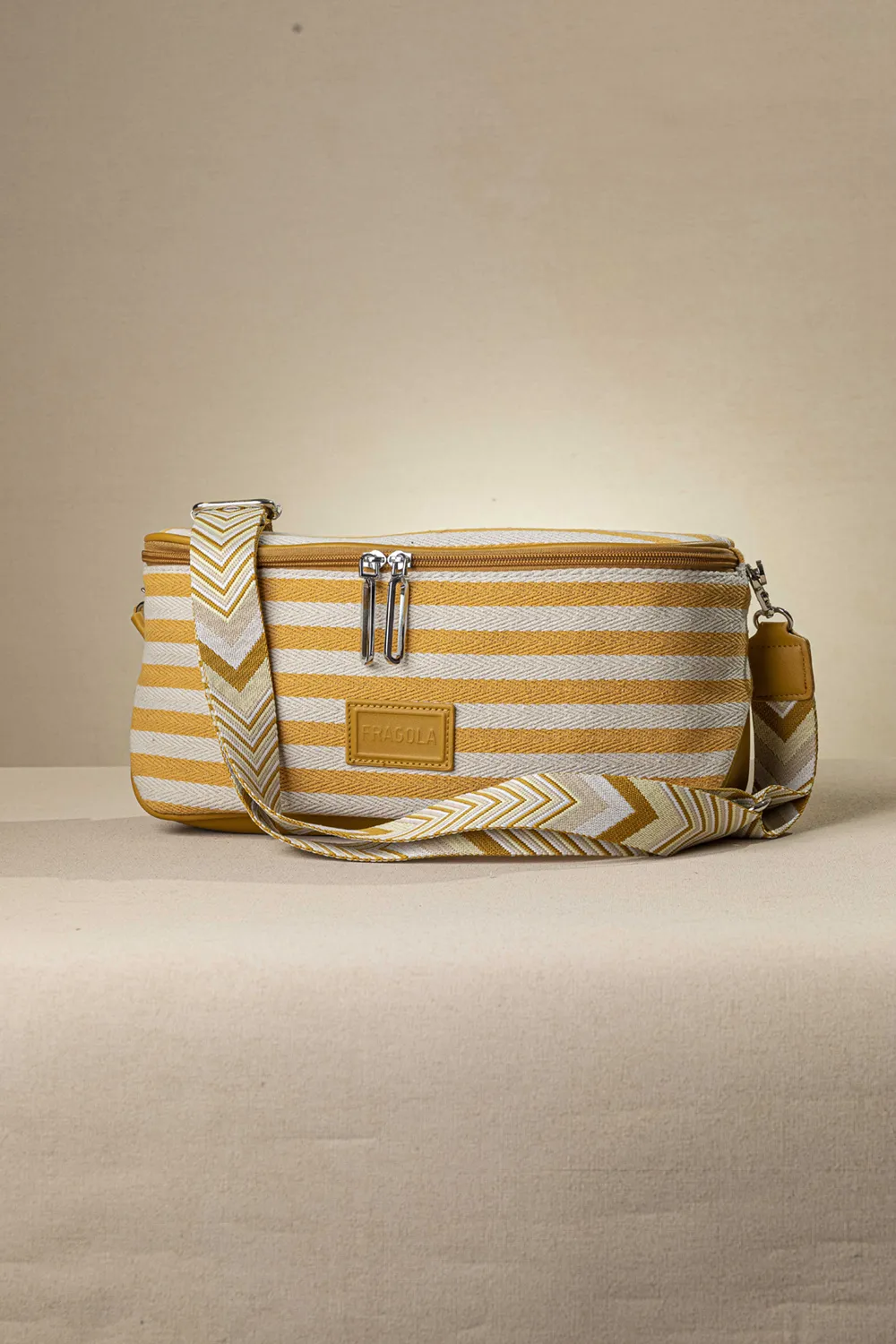 Crossbody καραβόπανο με ιμάντα και ρίγες